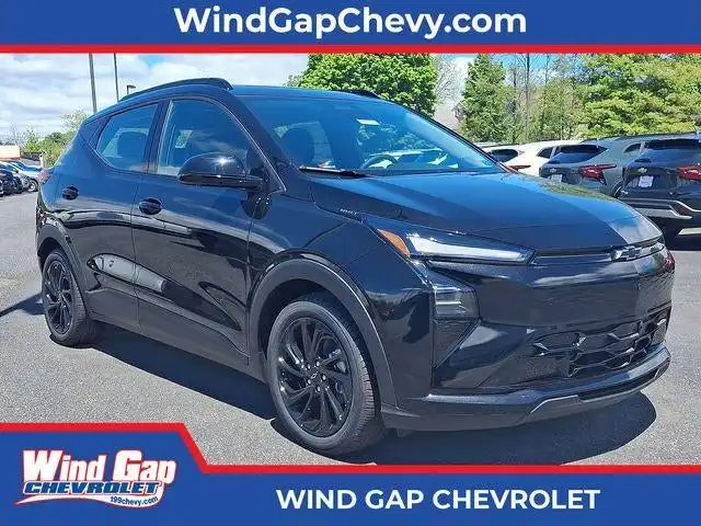 2027 Chevrolet Bolt EV RS Auto's photo