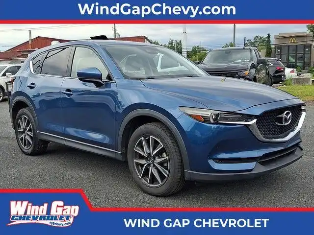 2017 Mazda CX-5 Select AWD Auto Grand's photo