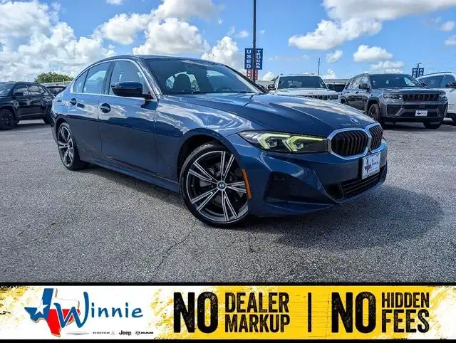 2024 BMW 3 Series 330i Sedan's photo