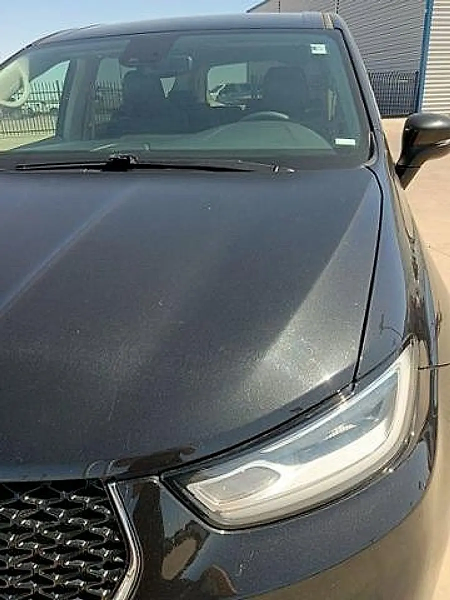 2023 Chrysler Pacifica Touring L photo 4