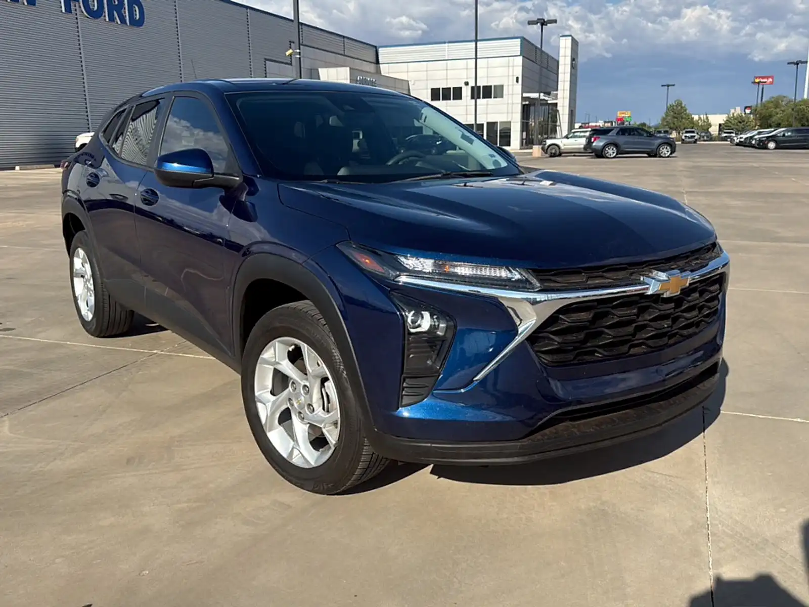 2024 Chevrolet Trax LS's photo