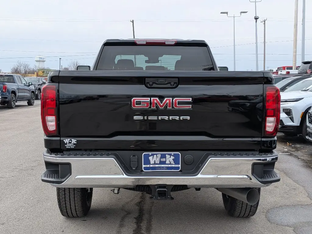 2026 GMC Sierra Pro 4WD Double Cab Long Box photo 4
