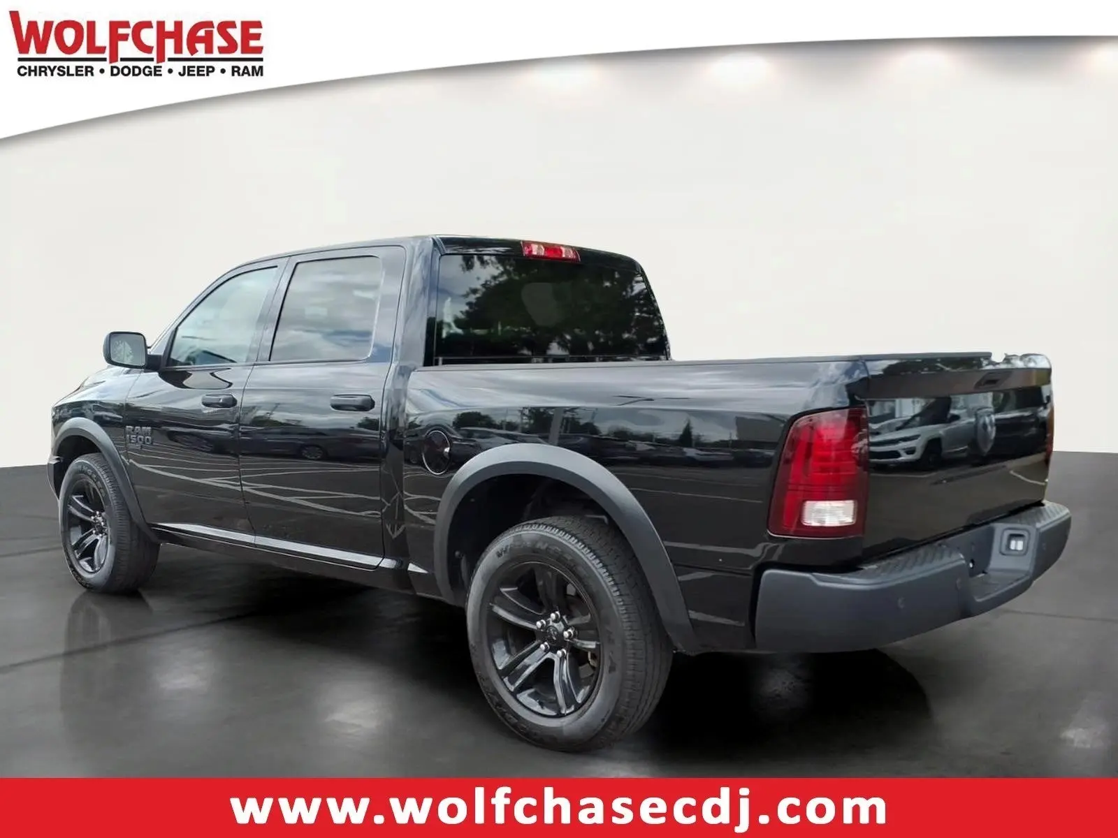 2024 RAM 1500 Classic undefined photo 3