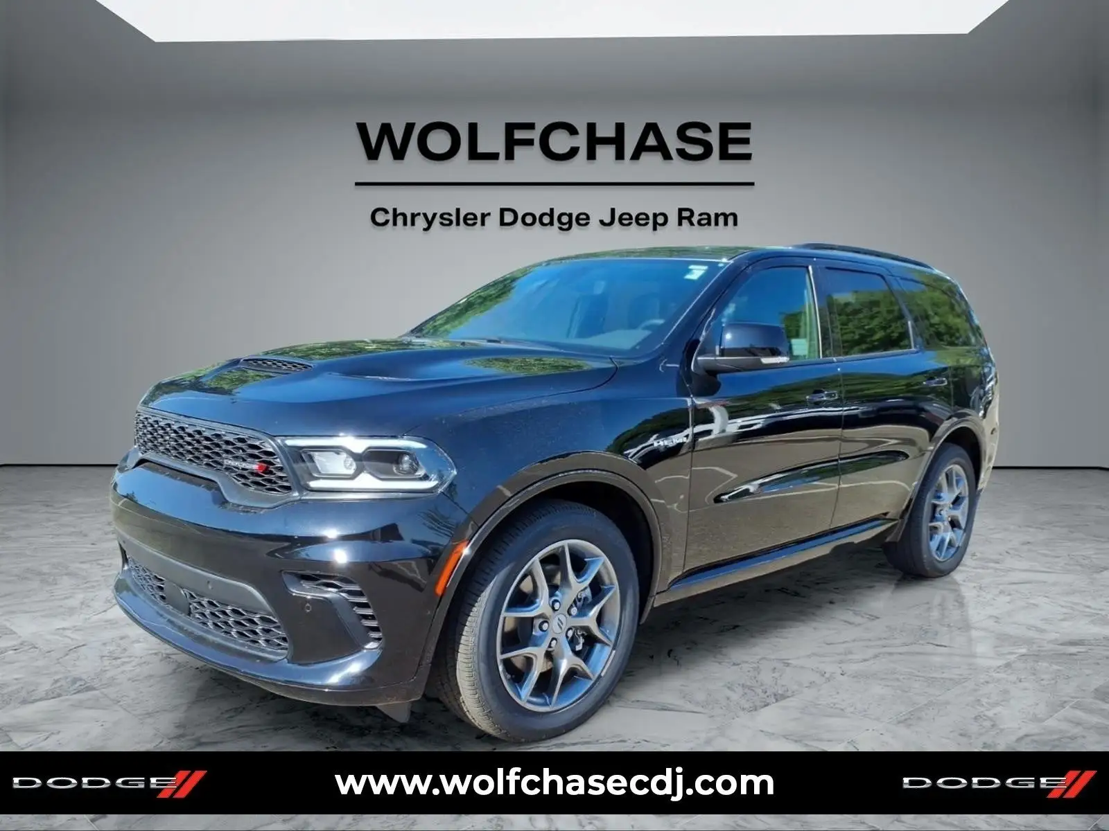 2027 Dodge Durango HEMI V8 GT AWD Plus photo 1