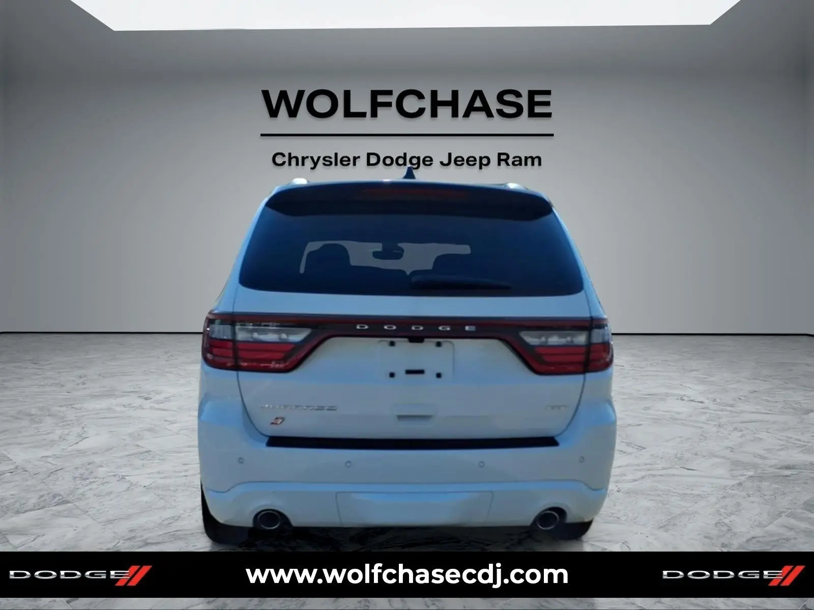 2027 Dodge Durango HEMI V8 GT AWD Plus photo 4