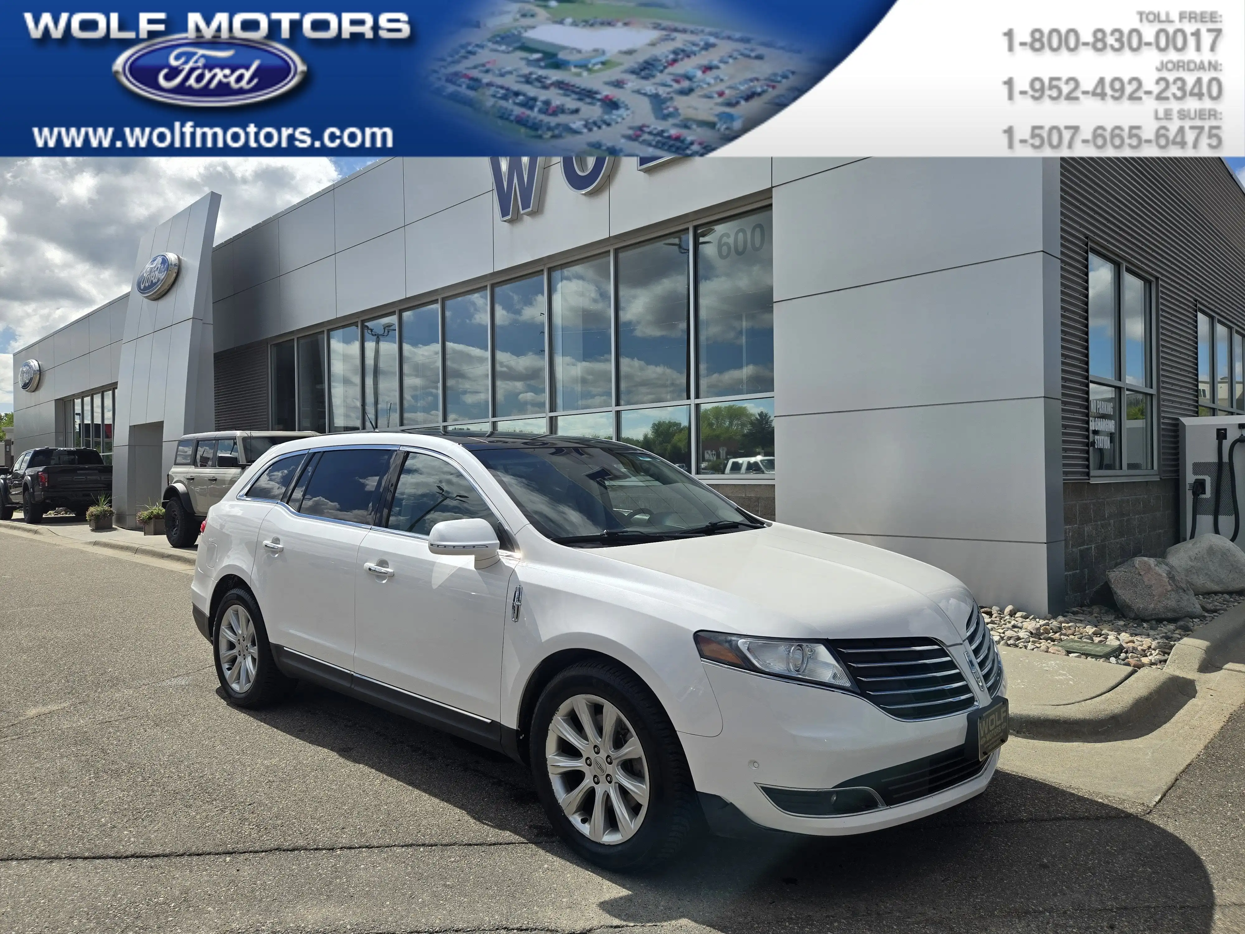 2017 Lincoln MKT 3.5 EcoBoost AWD's photo