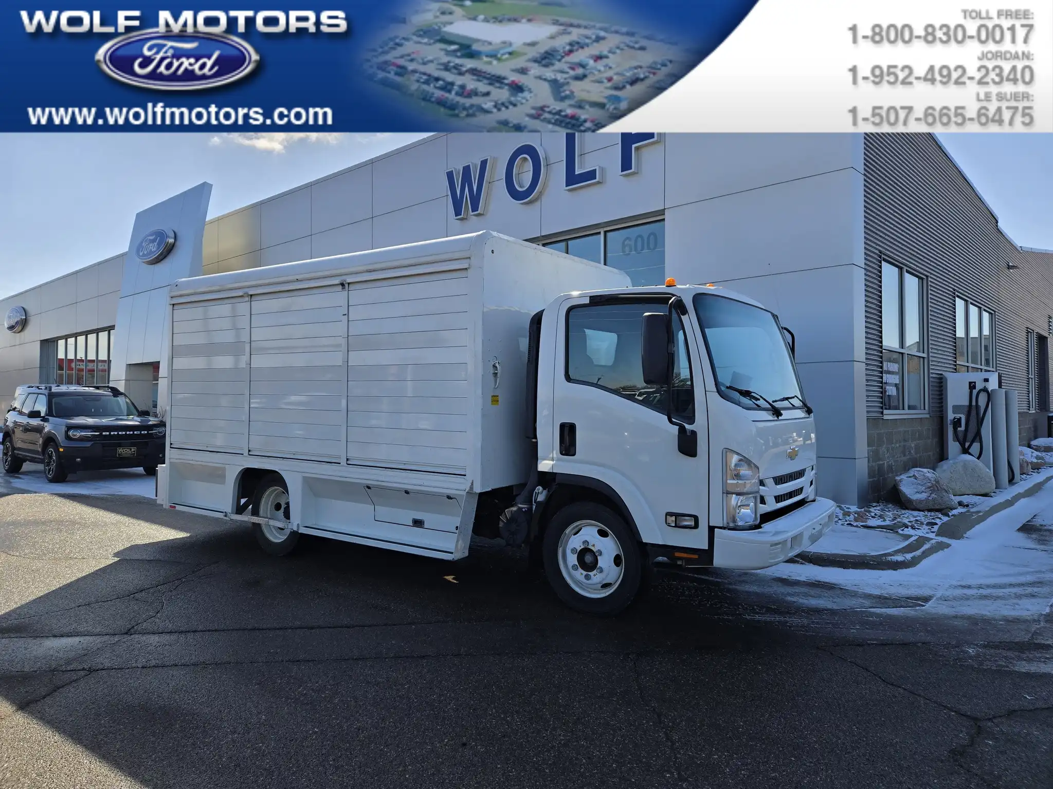 2018 Chevrolet Low Cab Forward 4500 Gas 132.5" WB Regular Cab's photo