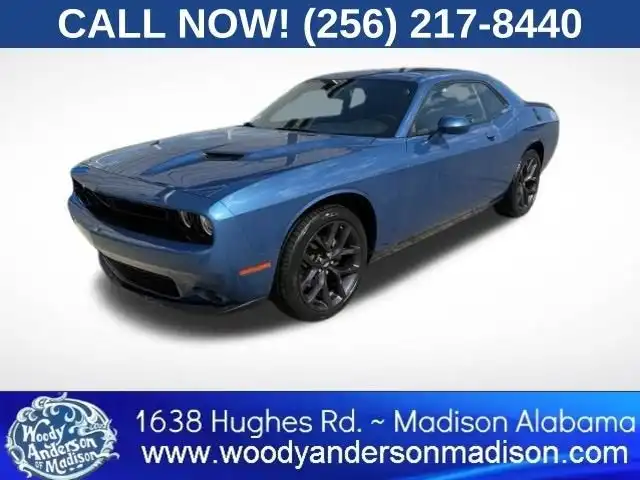 2023 Dodge Challenger SXT Auto's photo
