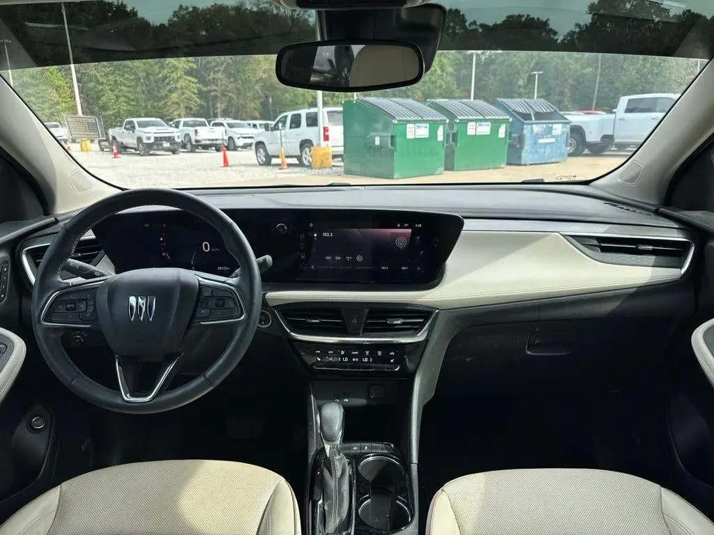 2024 Buick Encore GX Avenir photo 5