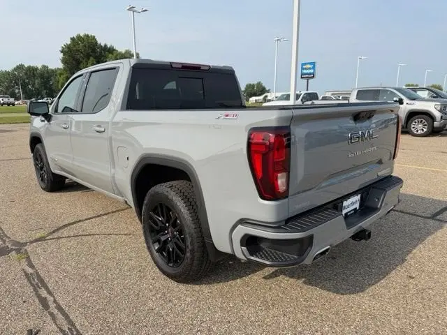 2024 GMC Sierra 4WD Crew Cab Standard Box Elevation photo 5