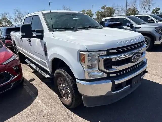2022 Ford F-250 XLT 4x4 Crew Cab 8' Box's photo