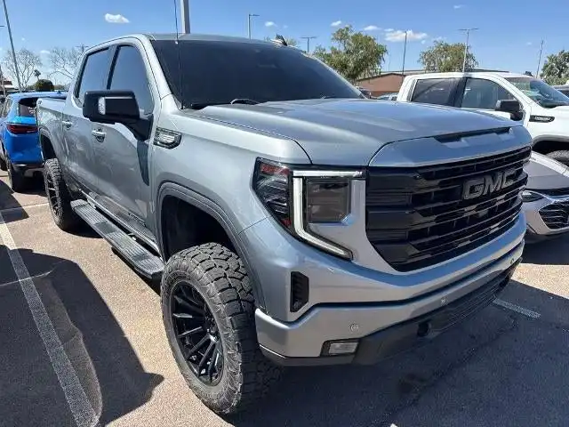 2024 GMC Sierra Elevation 4WD Crew Cab Standard Box's photo
