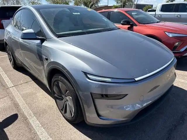 2026 Tesla Model Y Standard Rear Wheel Drive's photo