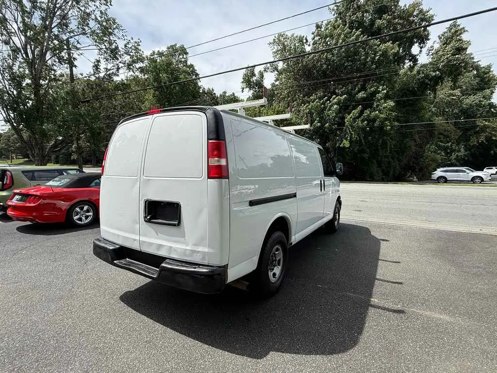 2014 Chevrolet Express 2500 Work Van HD photo 5