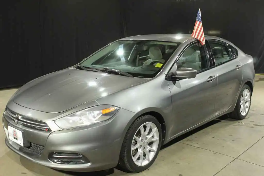 2013 Dodge Dart 2.0 SXT's photo