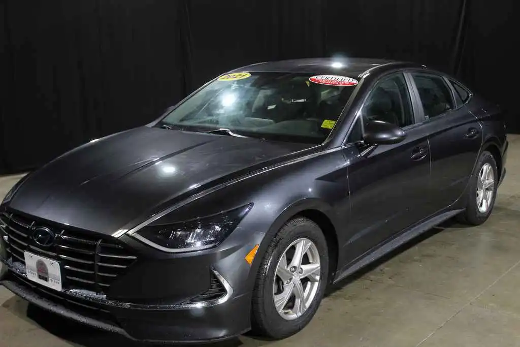 2021 Hyundai Sonata SE's photo