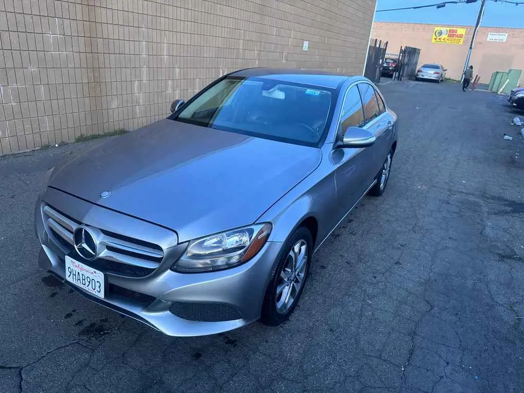 2015 Mercedes-Benz C-Class C300 4MATIC photo 4