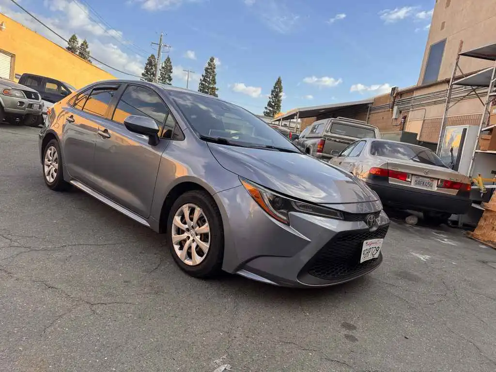 2020 Toyota Corolla LE AT's photo