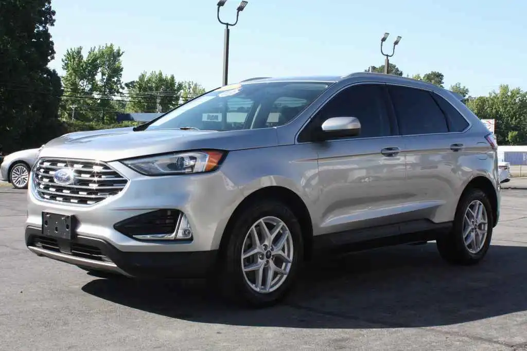 2022 Ford Edge SEL AWD's photo