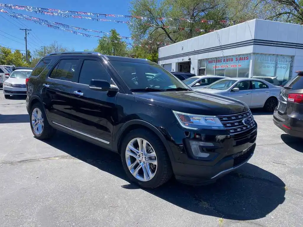2017 Ford Explorer Limited FWD's photo