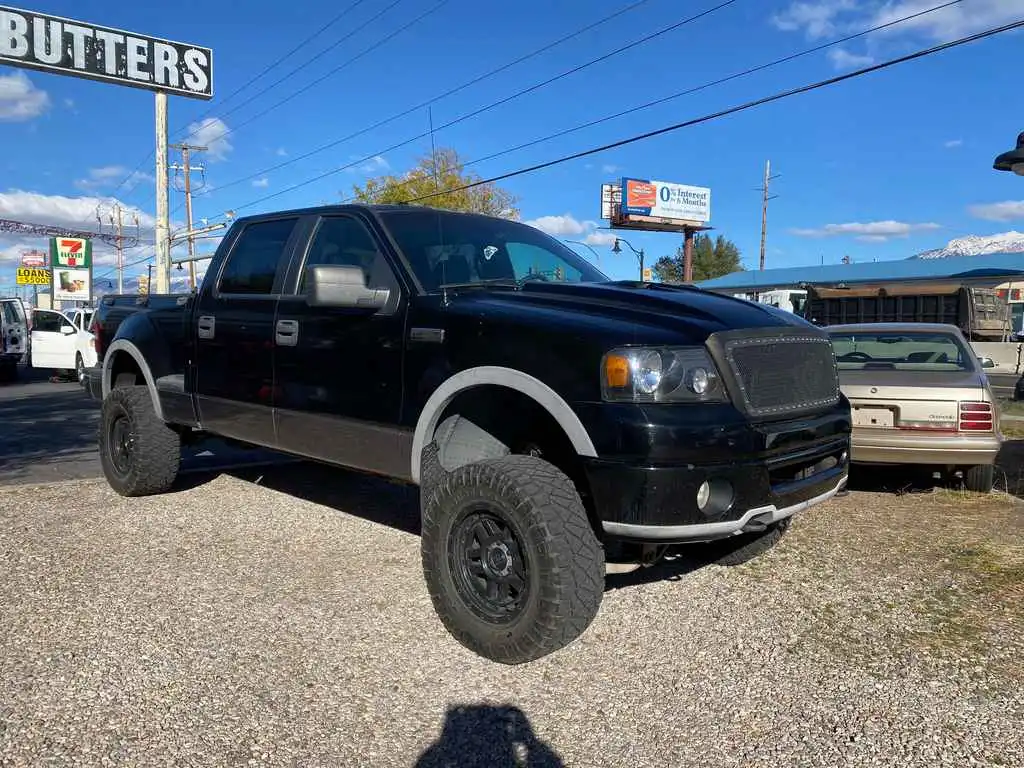 2006 Ford F-150 XLT 4WD SuperCrew 150 in Flareside's photo