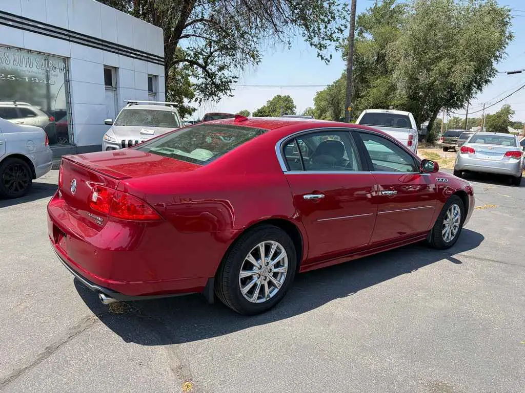 2011 Buick Lucerne CXL Premium photo 4