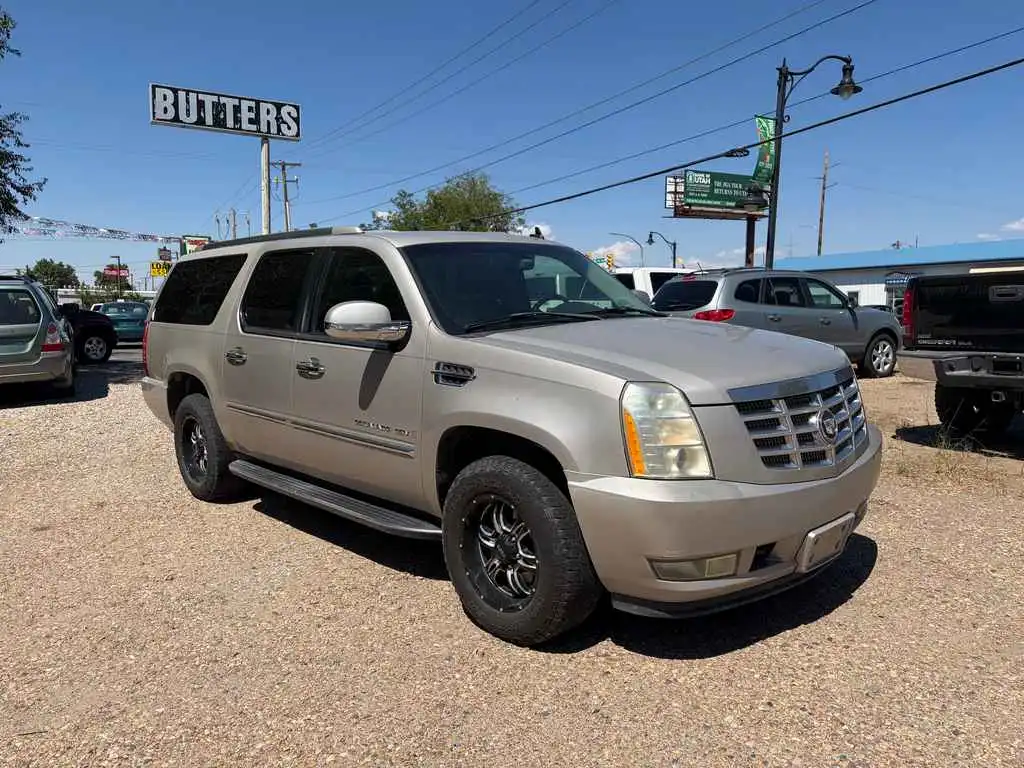 2007 Cadillac Escalade ESV Base's photo