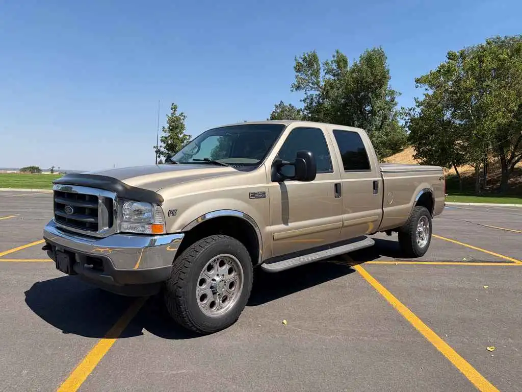 2001 Ford F-350 XL 4x4 Crew Cab SWB's photo