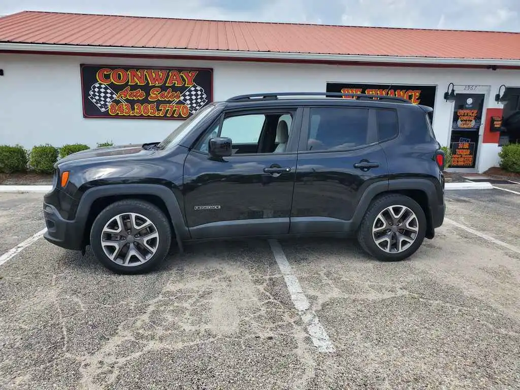 2015 Jeep Renegade Latitude FWD's photo