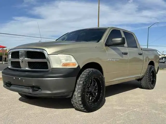 2011 RAM 1500 ST 4WD Crew Cab photo 1