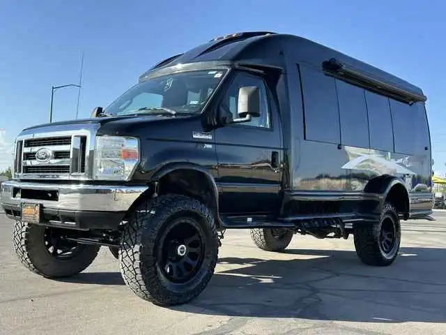 2014 Ford E-Series SRW E-350 Super Duty 138 in WB's photo