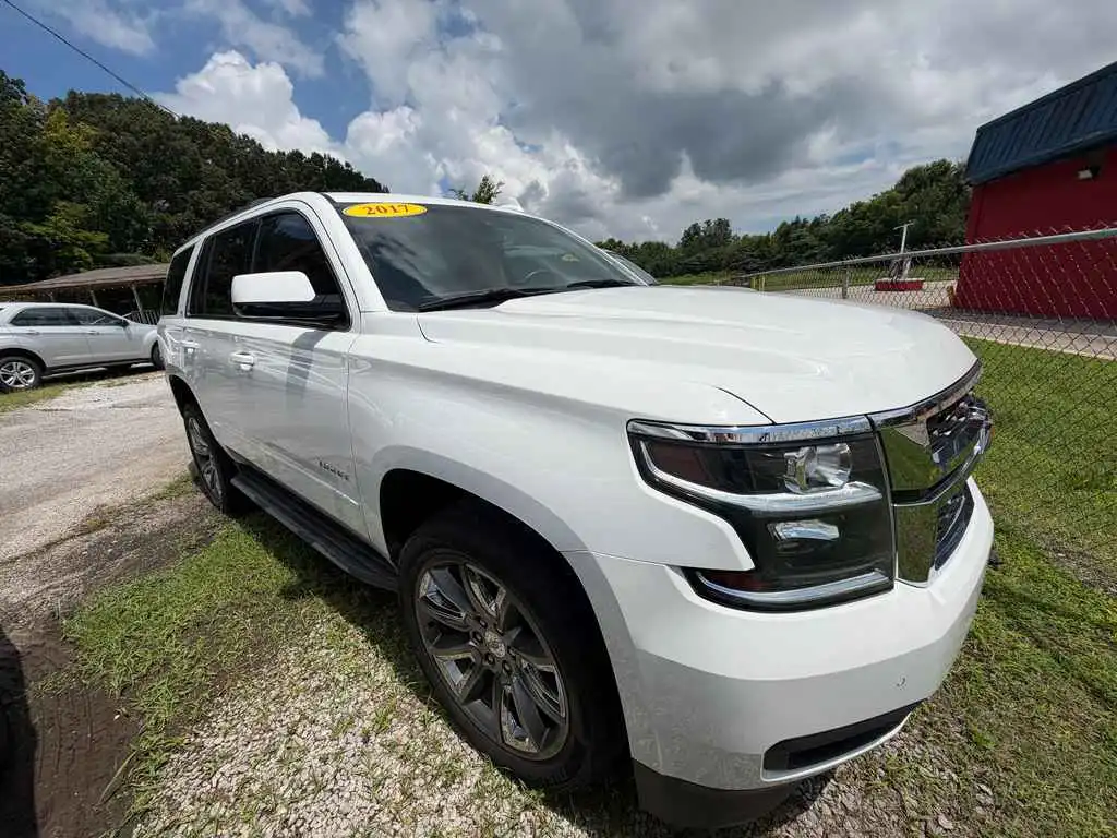 2017 Chevrolet Tahoe 4WD LT's photo