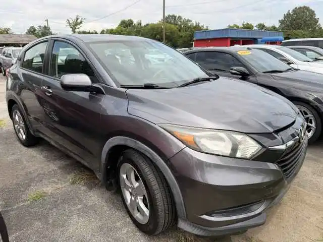 2016 Honda HR-V LX 2WD's photo