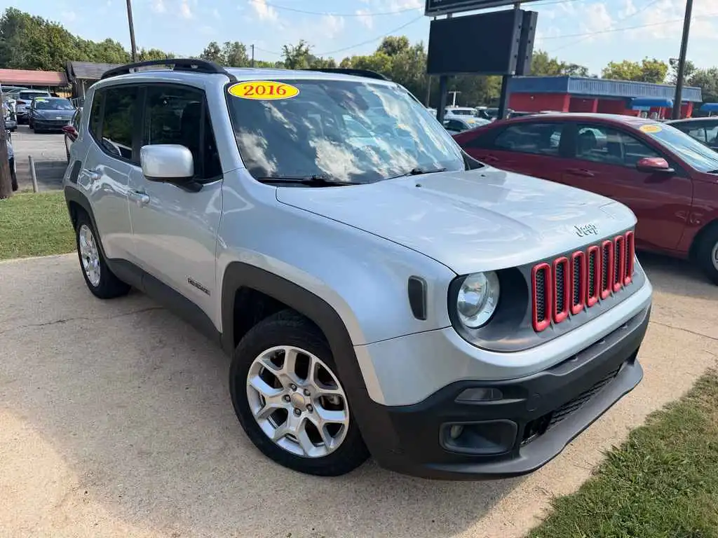 2016 Jeep Renegade Latitude FWD's photo
