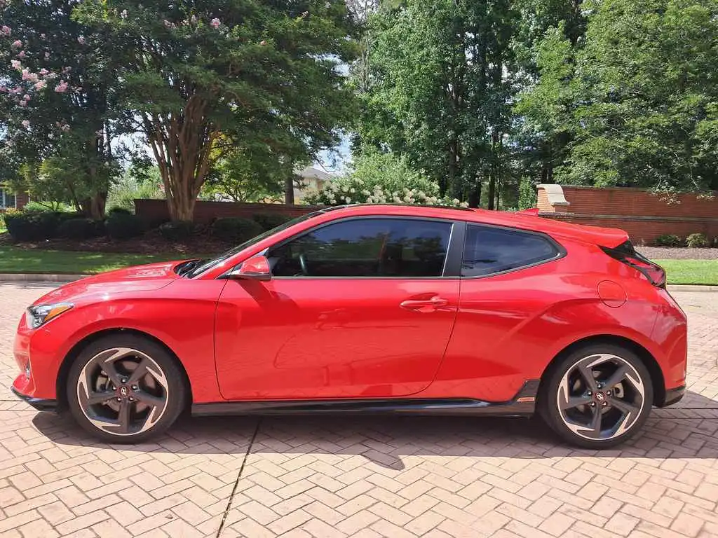 2021 Hyundai Veloster 1.6 Turbo DCT's photo