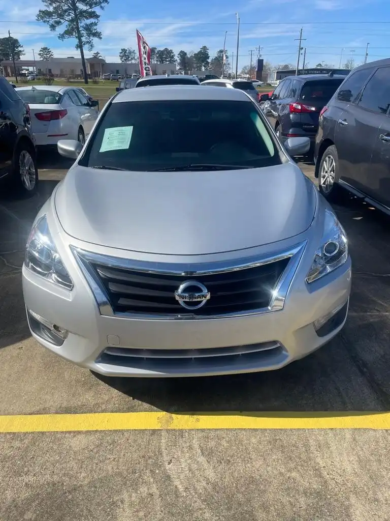 2014 Nissan Altima 2.5 S's photo