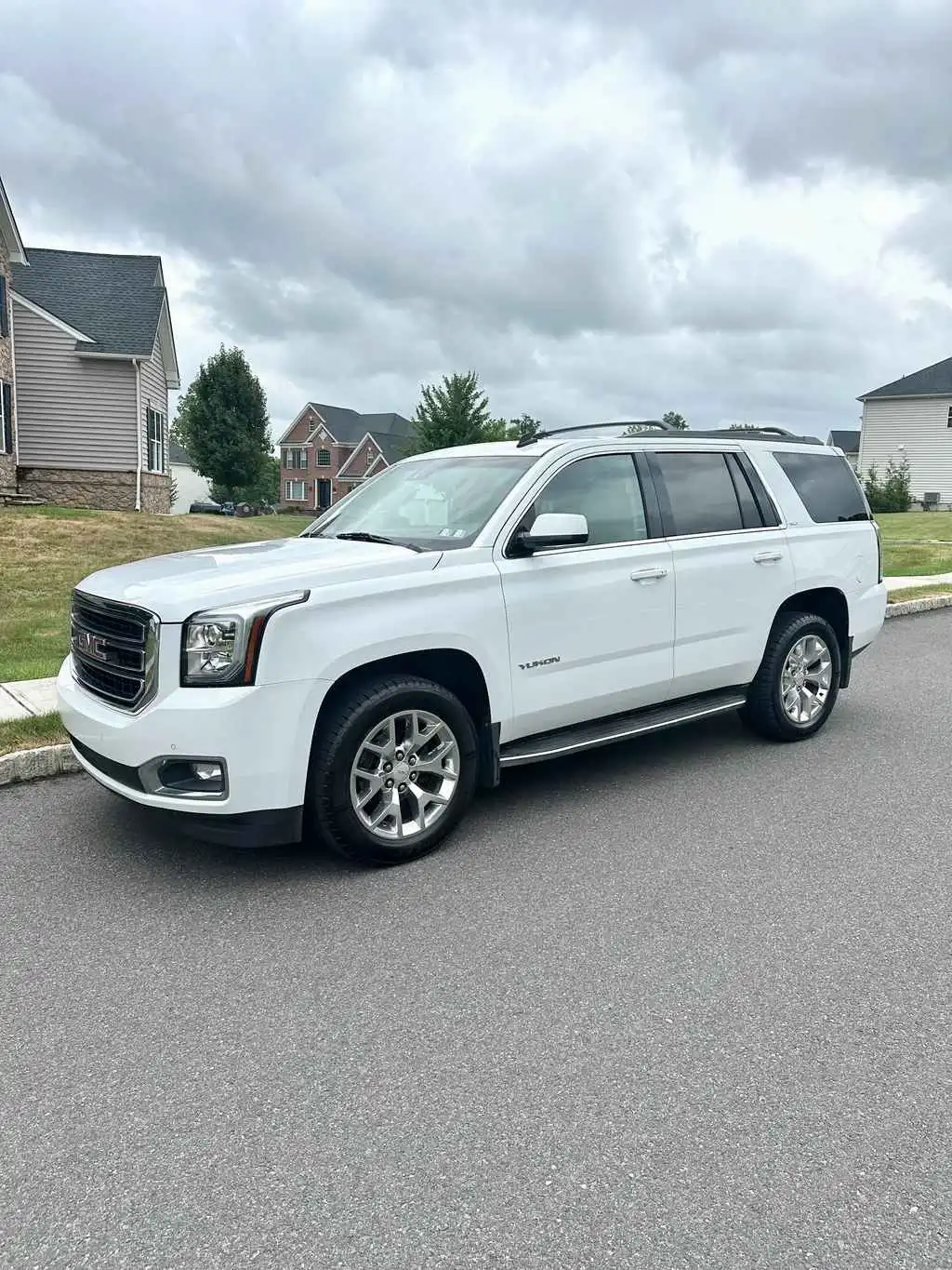 2015 GMC Yukon 4WD SLT's photo