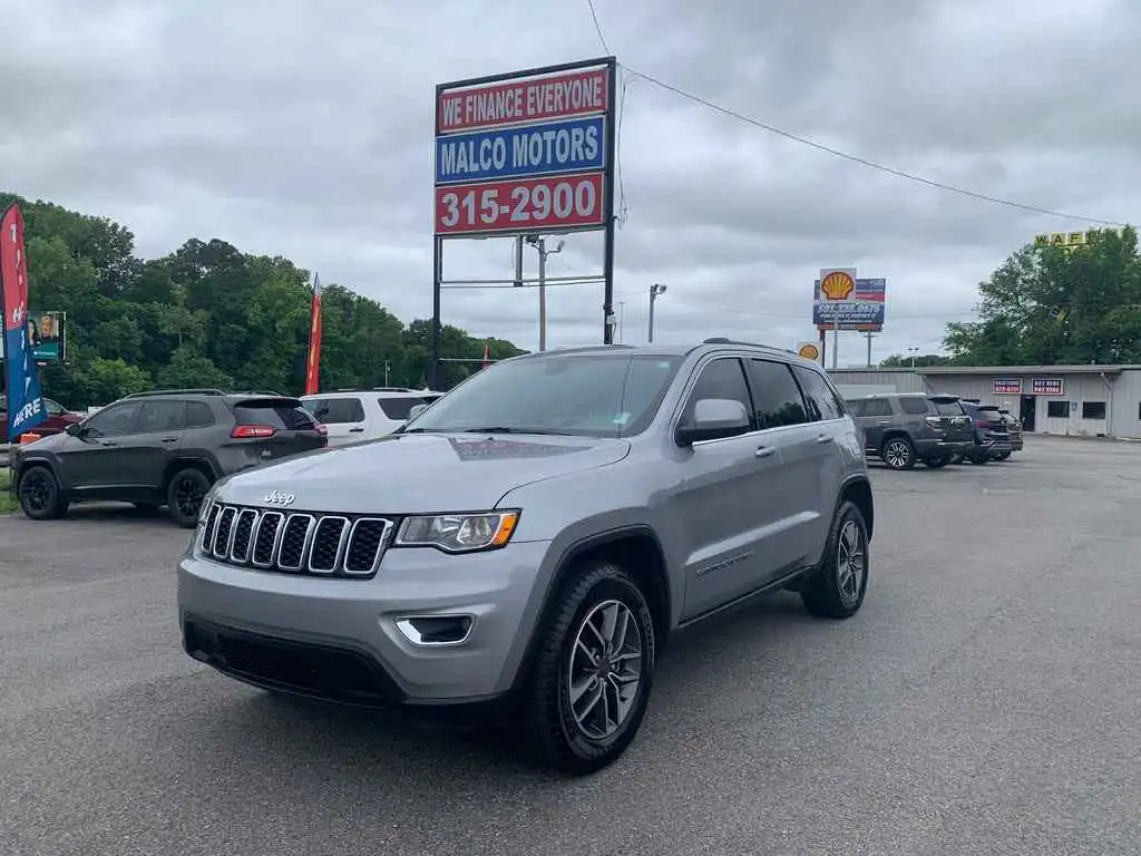 2019 Jeep Grand Cherokee Laredo E's photo