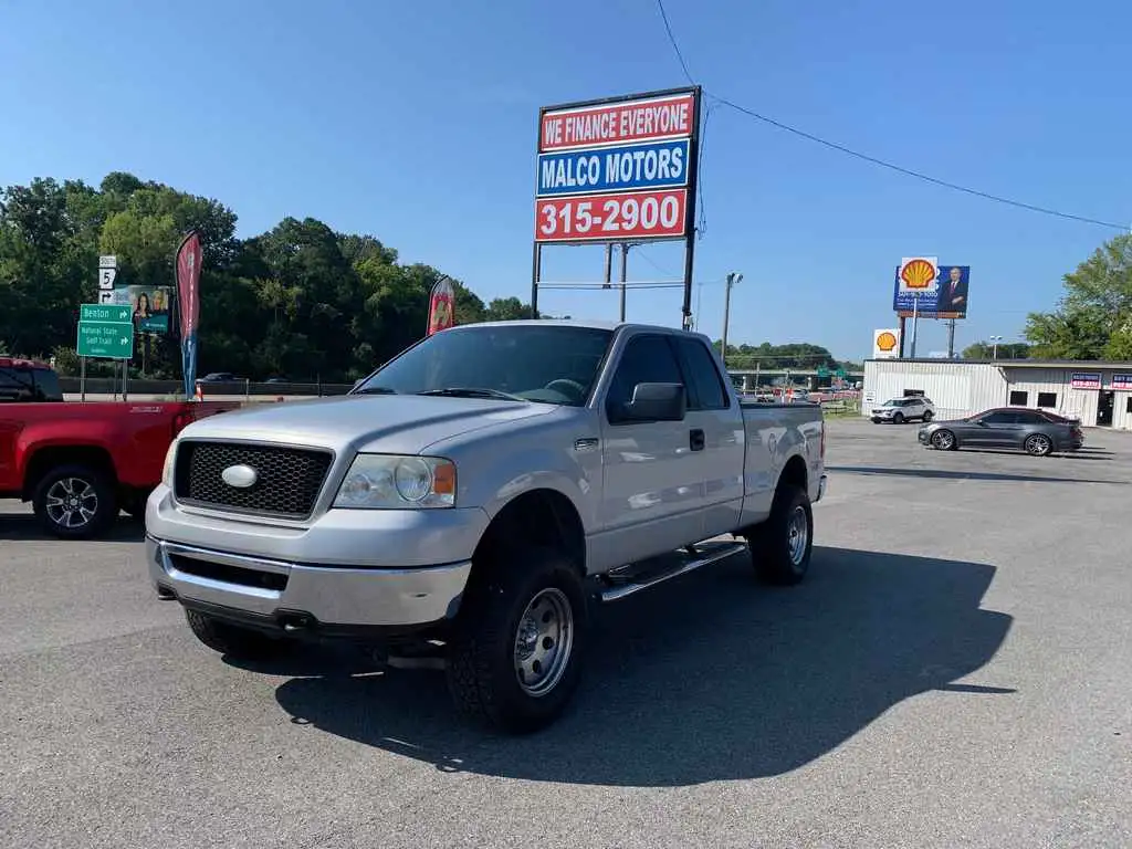 2006 Ford F-150 XLT 4WD SuperCab 133 in Styleside's photo