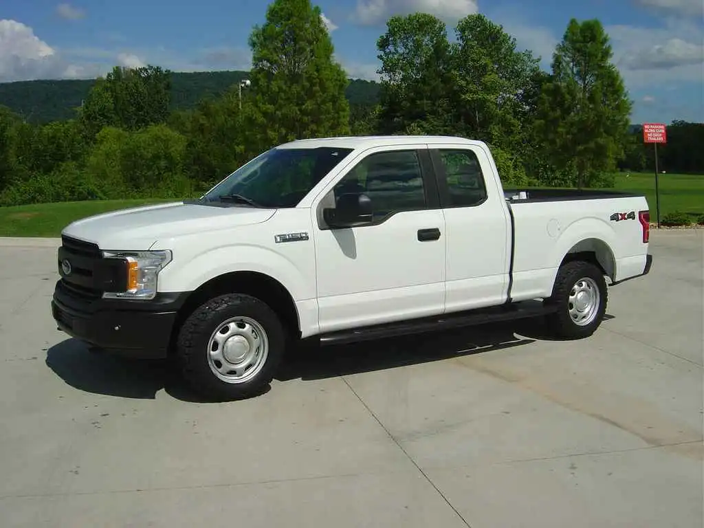 2018 Ford F-150 XL 4WD SuperCab 6-1/2' Box's photo