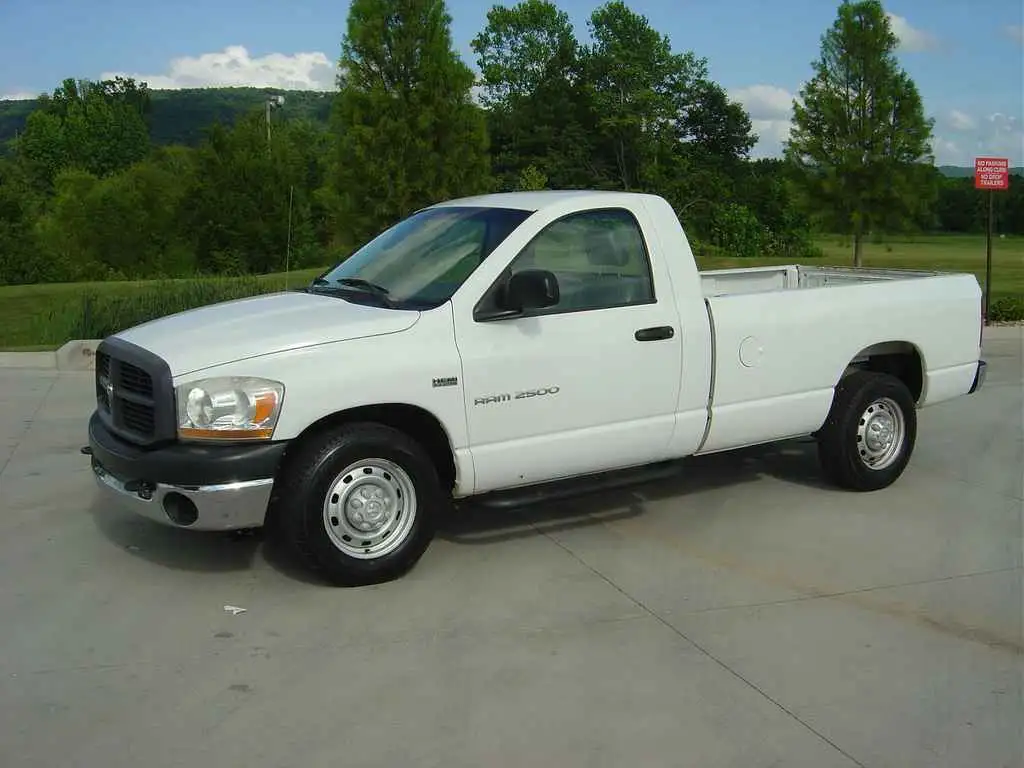 2006 Dodge Ram 2500 ST Regular Cab's photo