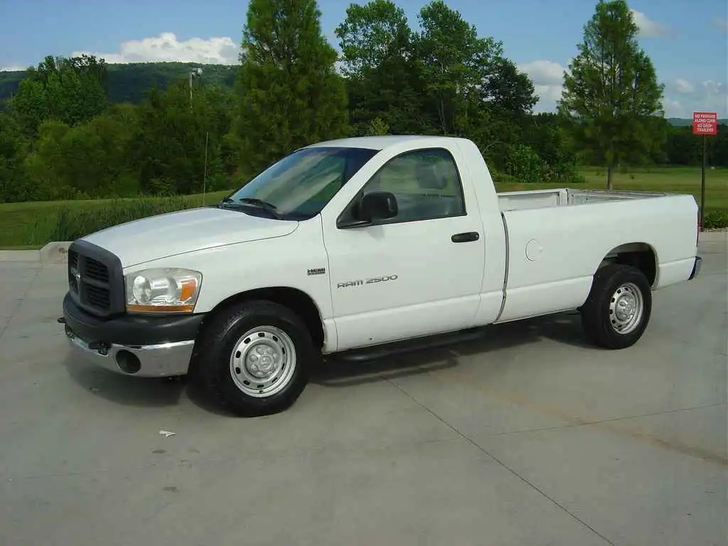 2006 Dodge Ram 2500 ST Regular Cab's photo