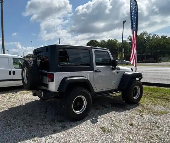 2012 Jeep Wrangler Sport's photo