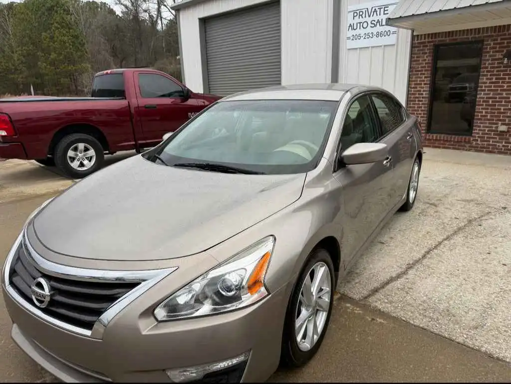 2013 Nissan Altima's photo