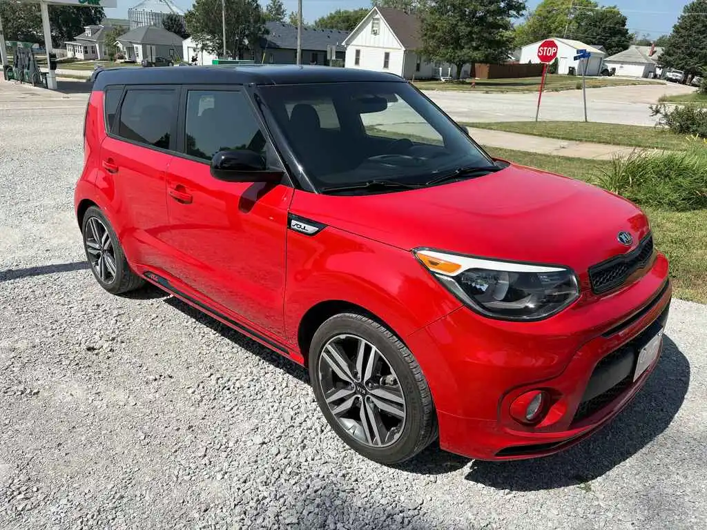 2019 Kia Soul 2.0L + 6 A/T's photo
