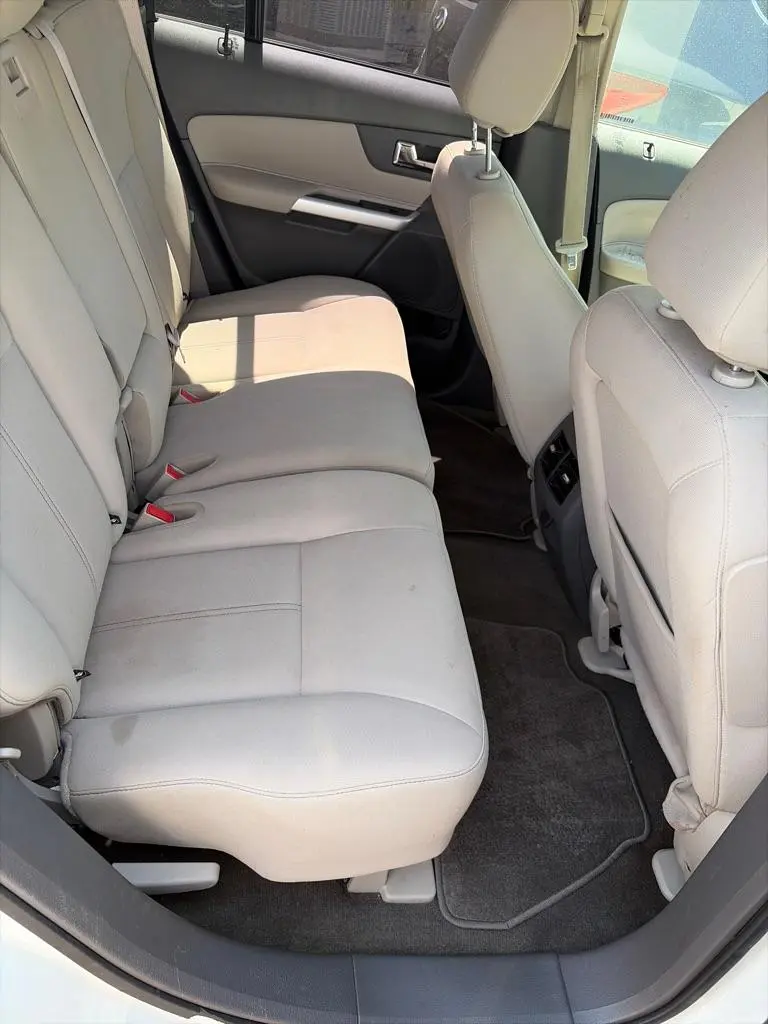 2013 Ford Edge SE photo 4