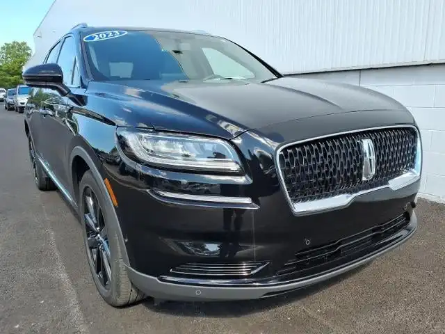 2023 Lincoln Nautilus Reserve AWD's photo