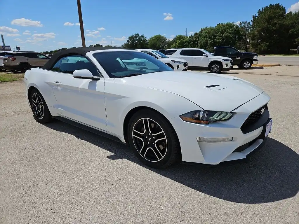 2020 Ford Mustang EcoBoost Premium Convertible's photo