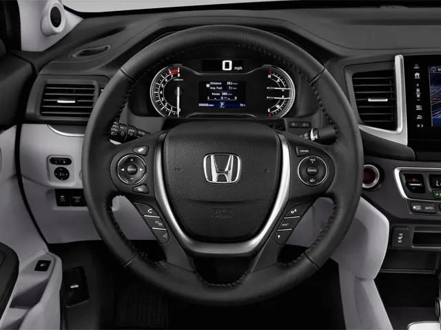 2018 Honda Ridgeline RTL AWD E photo 5