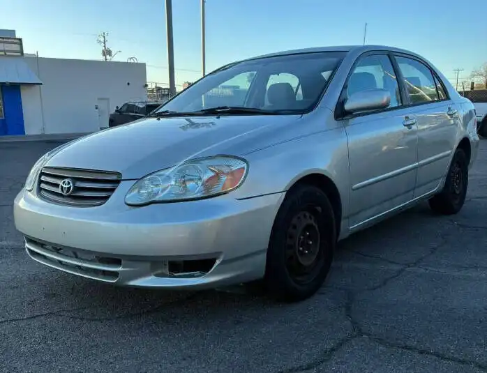 2004 Toyota Corolla LE's photo